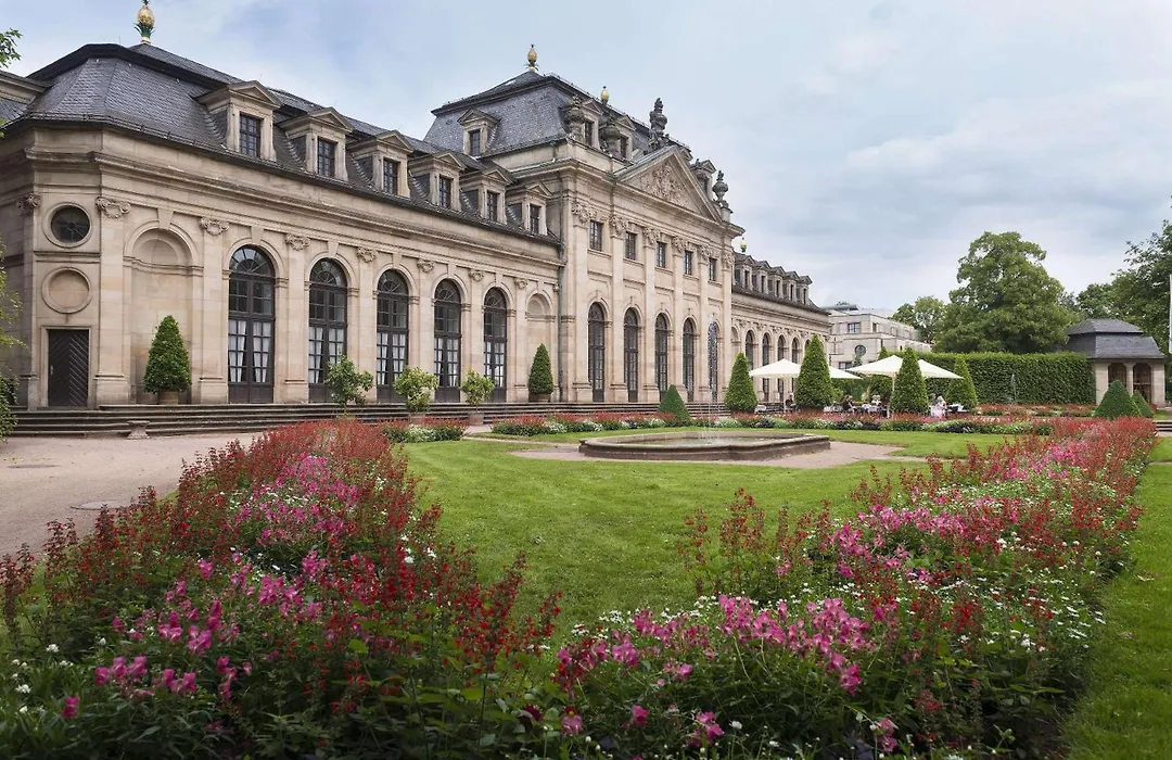 Maritim Hotel Am Schlossgarten-1